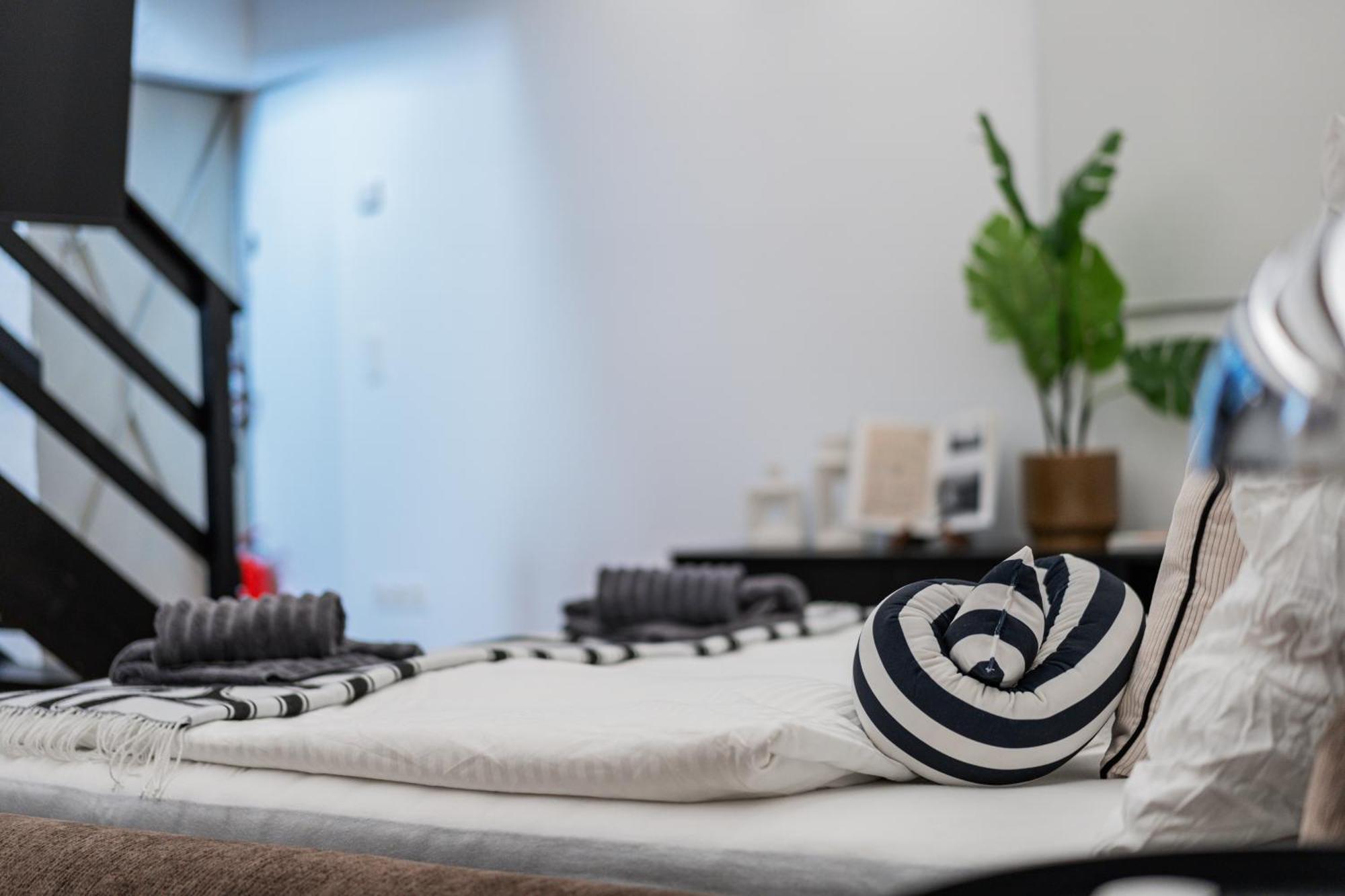 City Center Lofts Виена Екстериор снимка